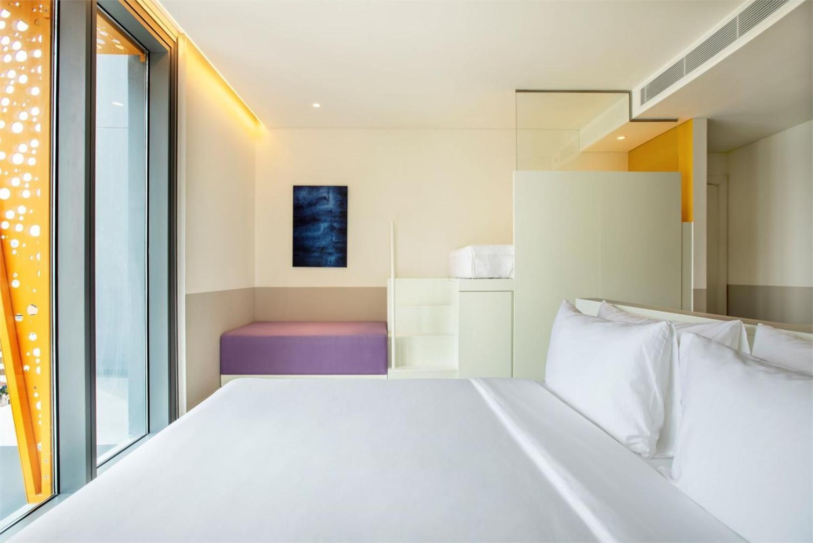 Wink Hotel Saigon Centre - 24Hrs Lifestyle Stay Ho Şi Min Dış mekan fotoğraf